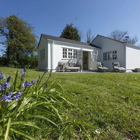 Holiday home Sparnal Stitch And The Hideaway *